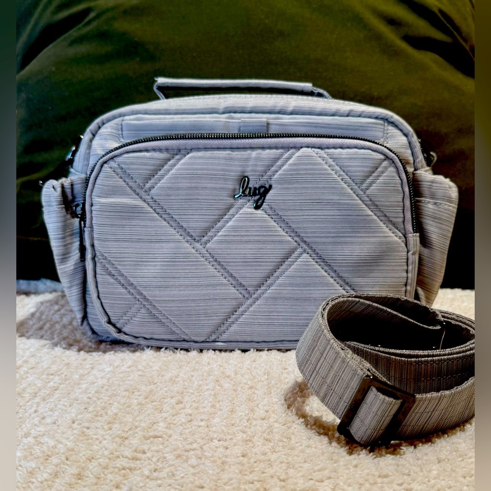 ***SOLD!!!*** Lug Top Handle Crossbody - Boomer--BRUSHED SILVER (NWOT)